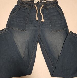 CELEBRITY Pink Denim Joggers S